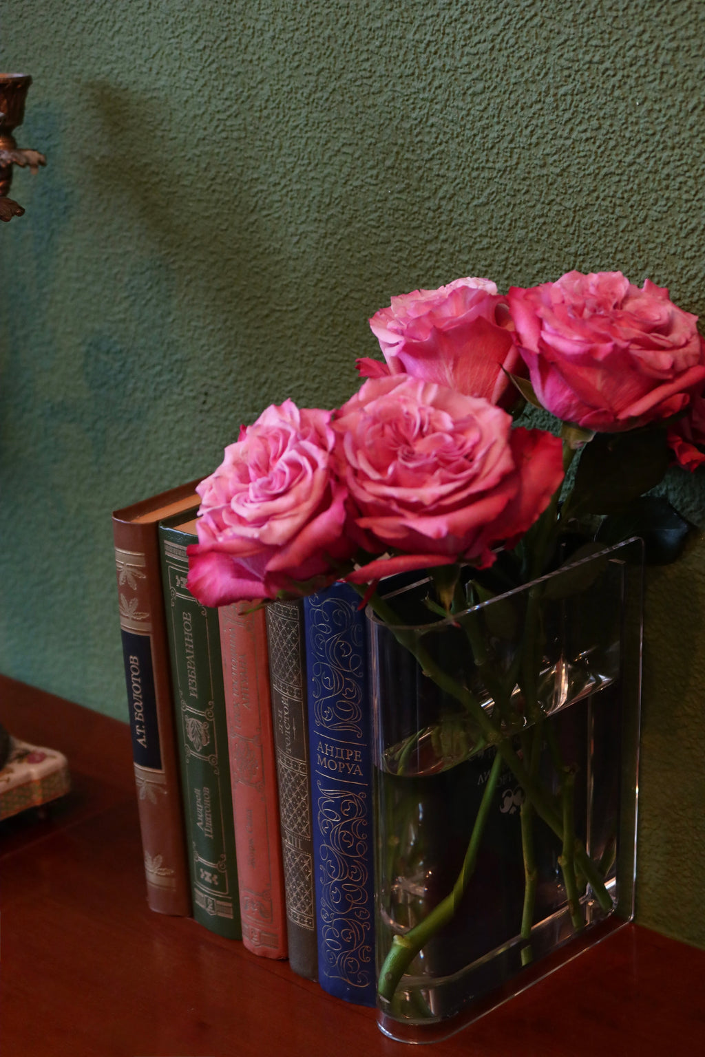 Le Vase Livre